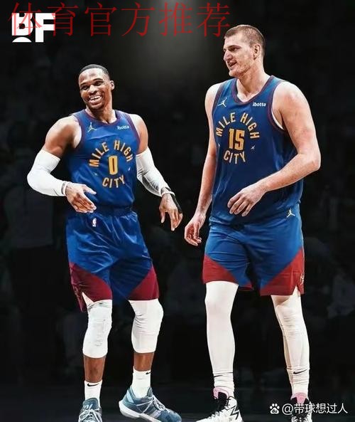 约基奇前三节17投8中,砍下25分9篮板8助攻2抢断2封盖 约基奇前三节17投8中,砍下25分9篮板8助攻2抢断2封盖